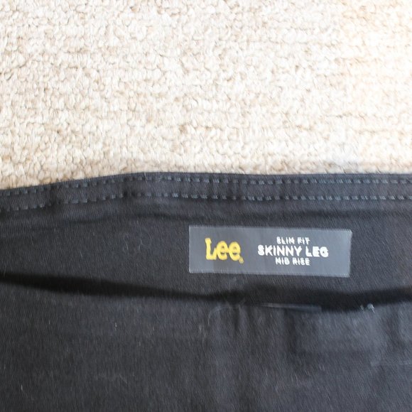 New Lee Women Sculpting Slim Fit Pull On Jeans - Picture 5 of 7